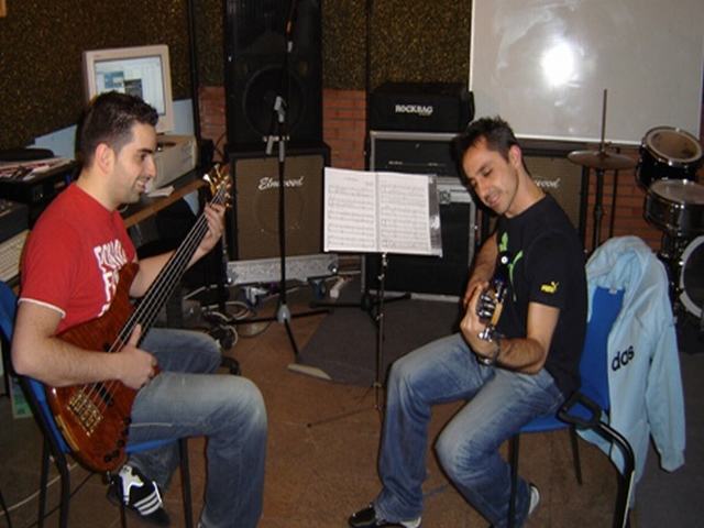El Ayuntamiento de Leganés ofrece espacios públicos para impartir talleres de música moderna