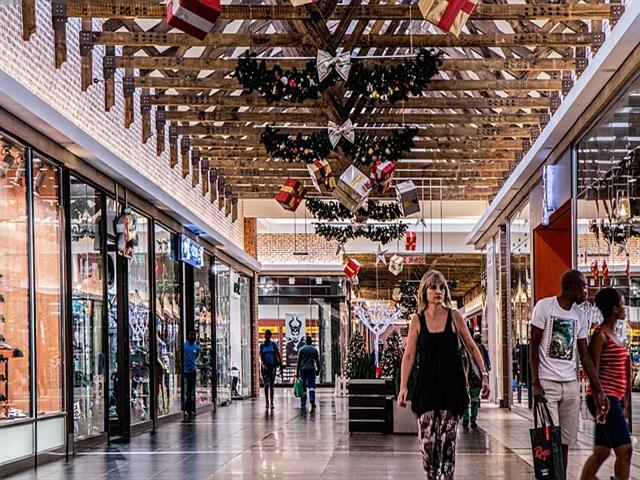 Mañana viernes 24 de noviembre se inicia la campaña “De compras por Torrejón en las Mágicas Navidades” que premiará a los clientes que realicen sus compras en el comercio de proximidad