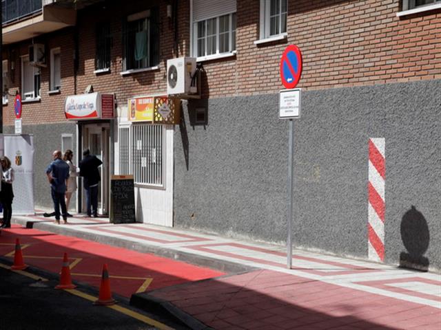 Se habilitan seis plazas de aparcamiento gratuito para clientes de la galería comercial Lope de Vega