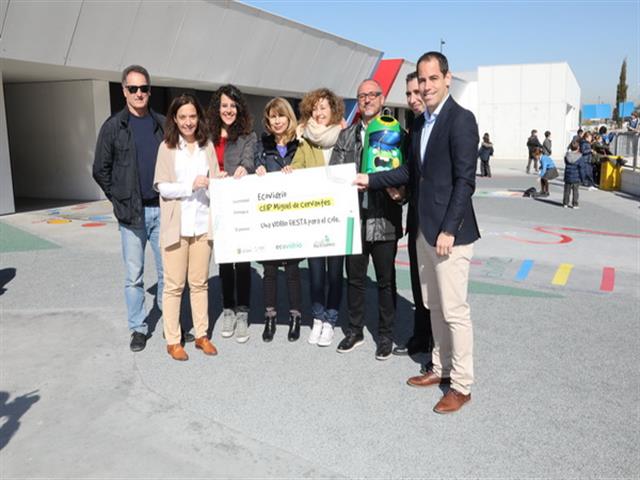 El colegio Miguel de Cervantes logra el primer premio de ‘La Liga del Reciclaje del Vidrio’