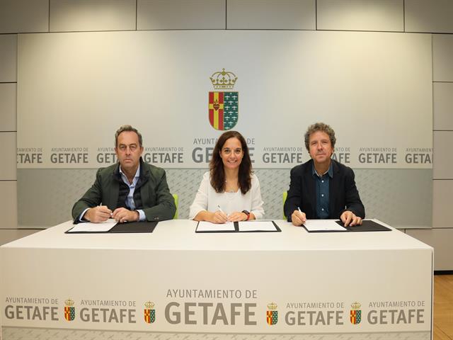 Convenio para desarrollar las Escuelas de Tenis Adaptado en Getafe