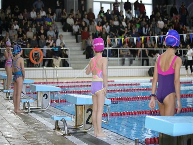 180 Nadadores y nadadoras han participado en las dos jornadas del Campeonato Local de Natación 2017