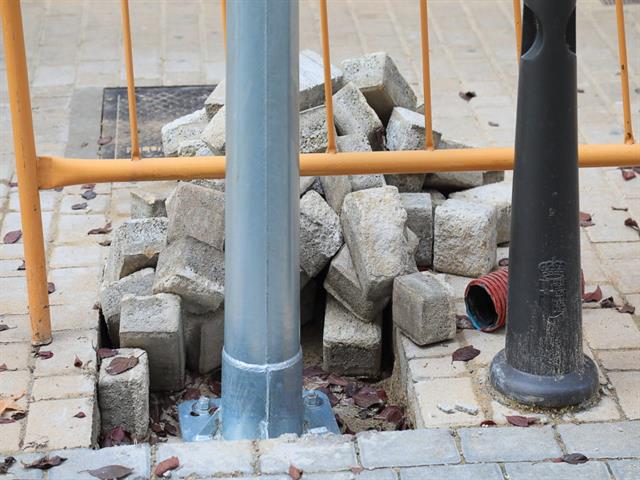 Remodelación del alumbrado público en varias calles del barrio Centro