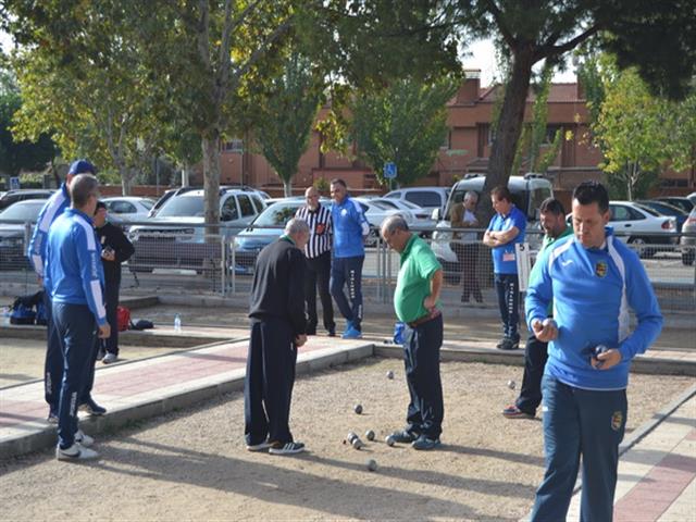 Las pistas del Sector III acogieron el VI Campeonato de Petanca Nacional ‘Villa de Getafe’