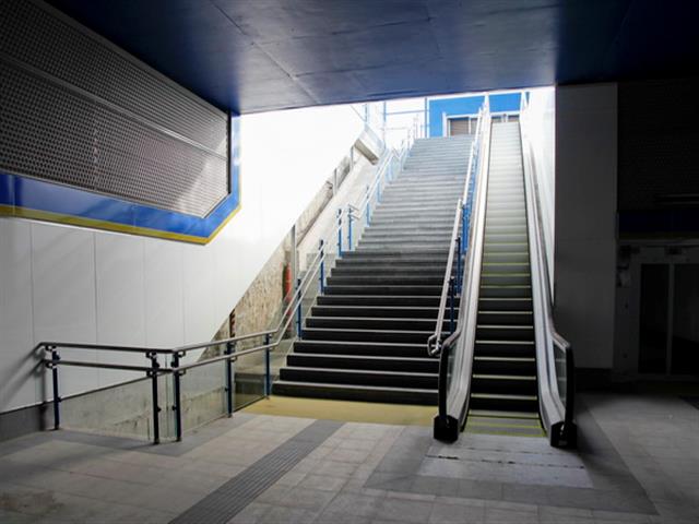 El acceso desde Los Molinos a la estación de El Casar estará abierto mañana