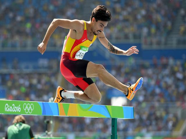 Se presentan en Getafe las Escuelas Deportivas de Atletismo con el atleta Fernando Carro que hará una sesión práctica