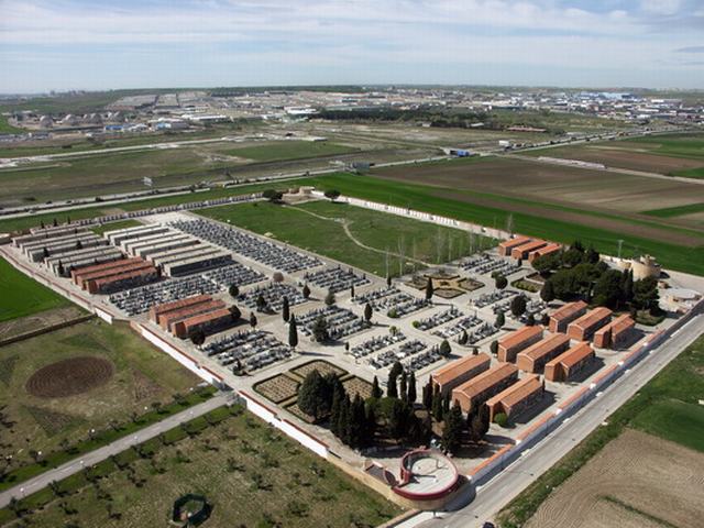 Comienzan las mejoras en el cementerio municipal