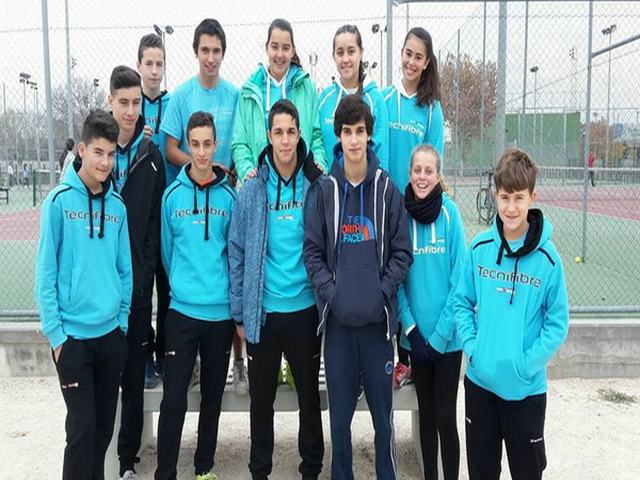 El equipo juvenil del Club de Tenis Avantage consigue el ascenso a la primera división del tenis madrileño