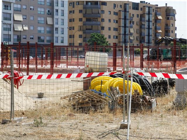 La Comunidad de Madrid reconoce la imposibilidad de comenzar el curso en el colegio número 28 de El Bercial