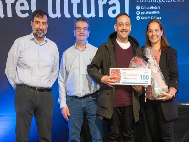 Getafe entrega los premios de los concursos de Belenes y Decoración de Fachadas