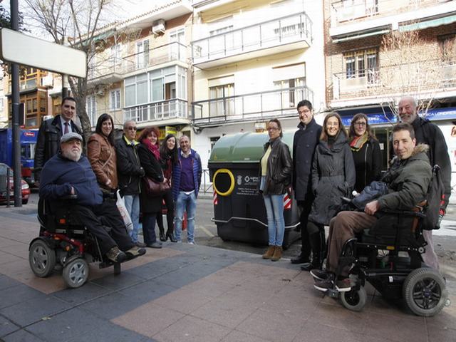 El Ayuntamiento de Getafe inicia la instalación de contenedores adaptados para personas con movilidad reducida