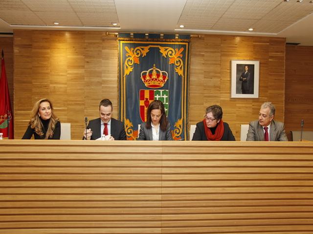 El Ayuntamiento de Getafe y la asociación ACOCEX han firmado un convenio de colaboración para apoyar a las empresas y generar empleo en el municipio