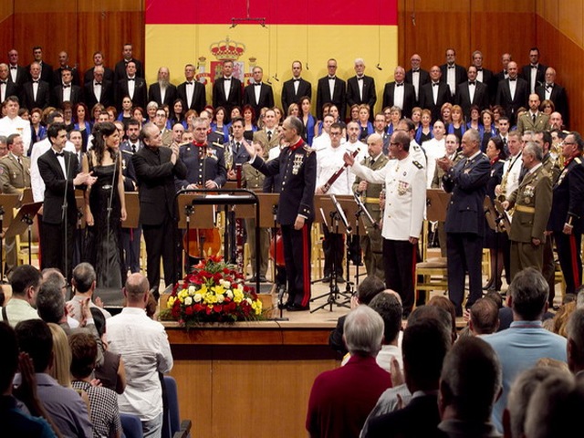 La Coral Polifónica actuó por primera vez en el Teatro Monumental de Madrid en la gala ‘Conoce a tus ejércitos a través de su música’