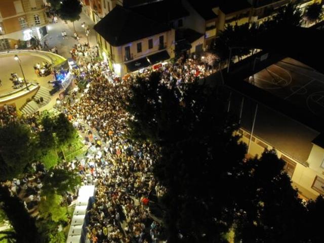 El Ayuntamiento de Getafe y hosteleros consensúan una alternativa a las barras del centro durante las Fiestas de Getafe