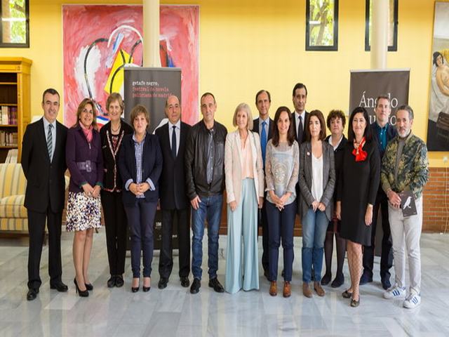 Alicia Giménez Bartlett, reciente Premio Planeta, recogió el VI Premio José Luis Sampedro dentro del Festival Getafe Negro