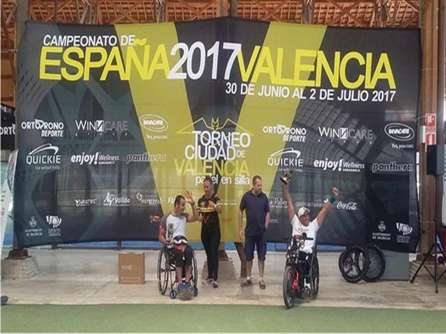 El getafense Oscar Agea y el vasco Edorta de Anta revalidan el título de campeones de España de pádel en silla de ruedas