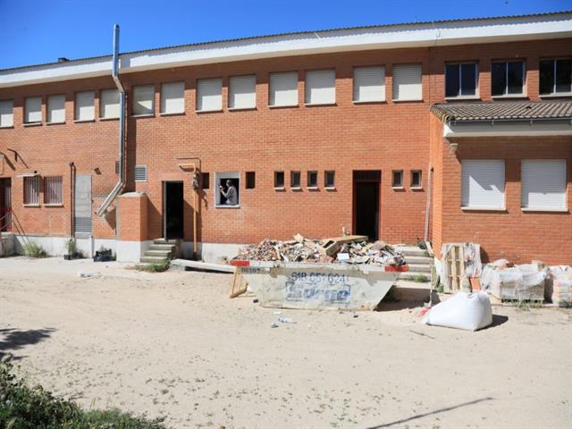 El Ayuntamiento adelanta las obras de verano de mantenimiento y mejora de colegios