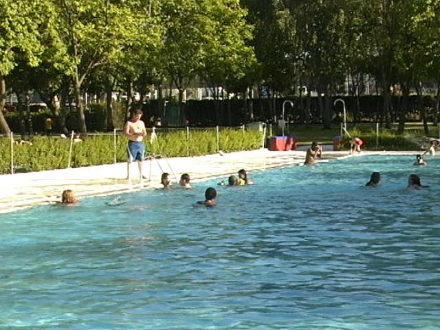 La piscina de verano del Complejo Acuático Municipal Alhóndiga Sector III permanecerá cerrada temporalmente debido a una avería