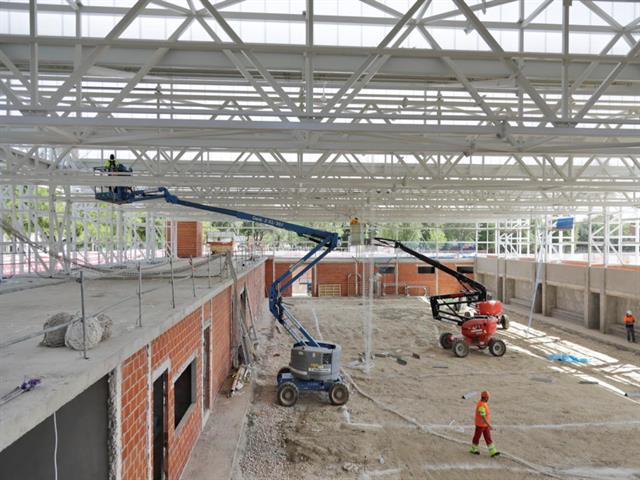 El polideportivo de San Isidro avanza casi al 50% y comienzan las obras del aparcamiento