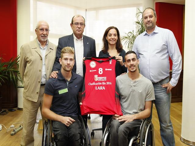 El jugador del Casa Murcia Getafe BSR, Fran Sánchez, recibido en la alcaldía por su convocatoria para los juegos paralímpicos de Río 2016